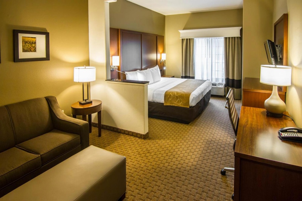 Comfort Suites Marshall